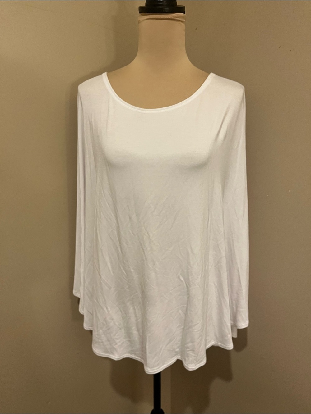 Kate Landry White Poncho style Tunic, one size